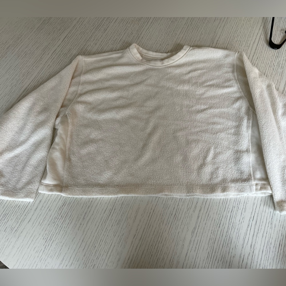 velvet brand sherpa boxy sweater